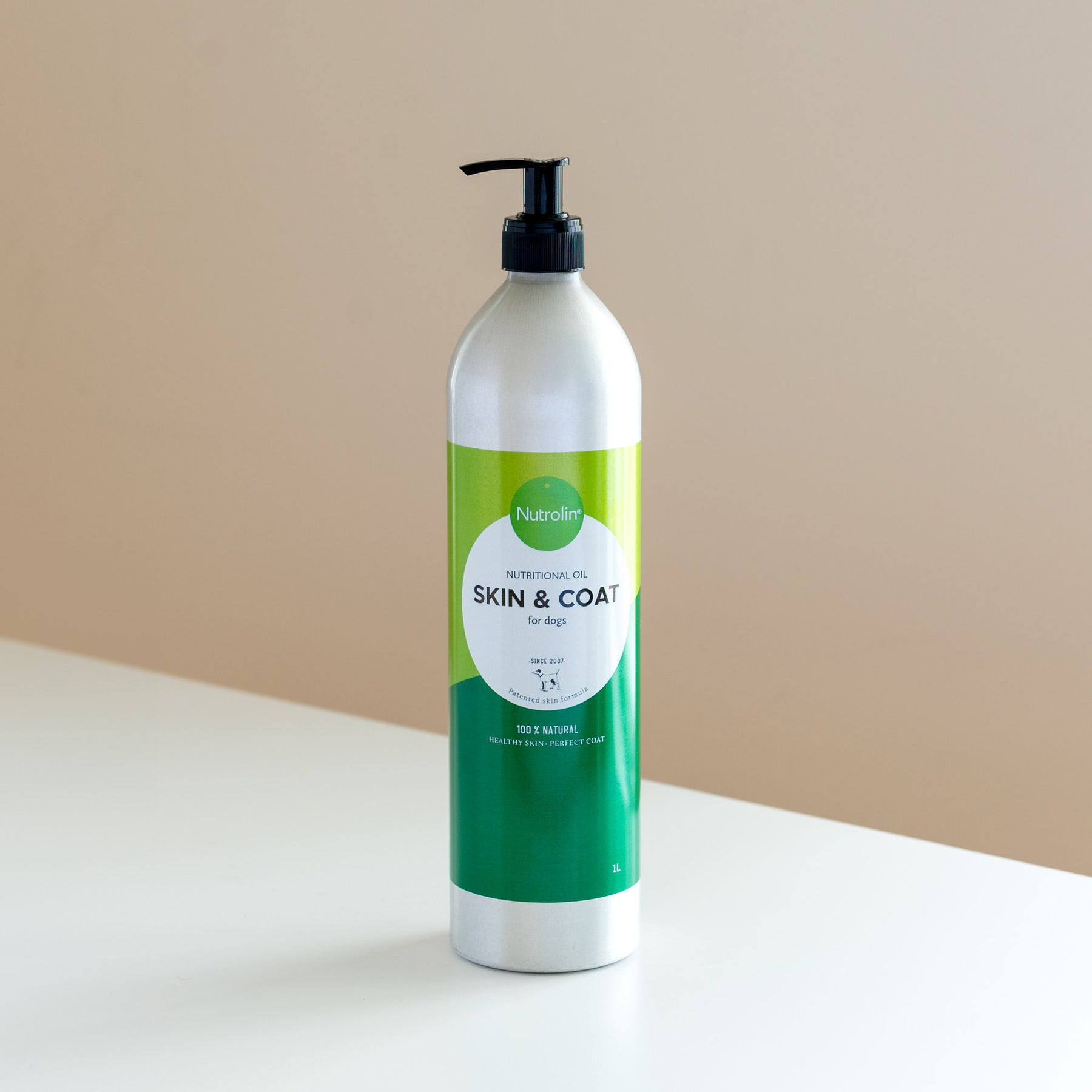 Nutrolin Skin & Coat pumppupullo koiralle 1000 ml SÄÄSTÖPAKKAUS